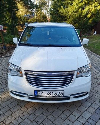 Chrysler Town &amp; Country cena 59000 przebieg: 209000, rok produkcji 2015 z Zagórz małe 29